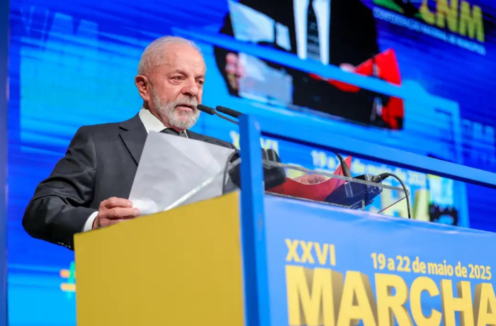 Lula anuncia crédito para reformas e acesso a médicos especialistas